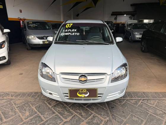 CHEVROLET CELTA 1.0 MPFI LIFE 8V FLEX 2P MANUAL CHEVROLET CELTA 1.0 MPFI LIFE 8V FLEX 2P MANUAL